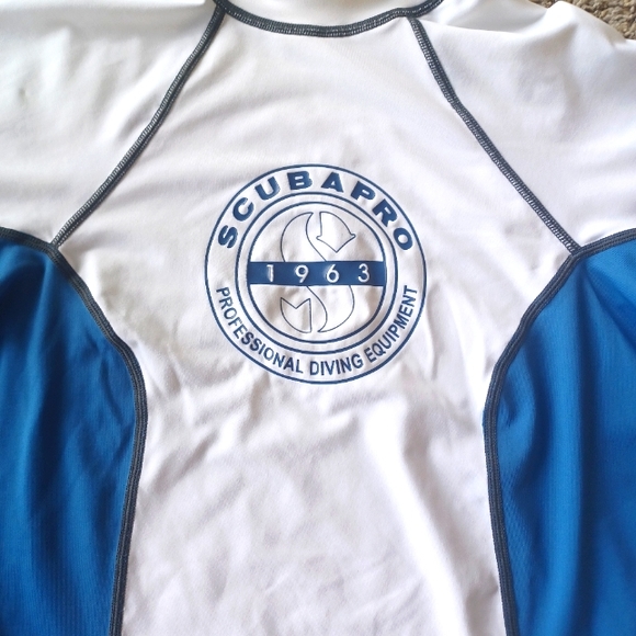 SCUBAPRO TALL NECK RASHGUARD NWT LONG SLEEVE UPF 50 MEDIUM BLUE & WHITE - Picture 10 of 16